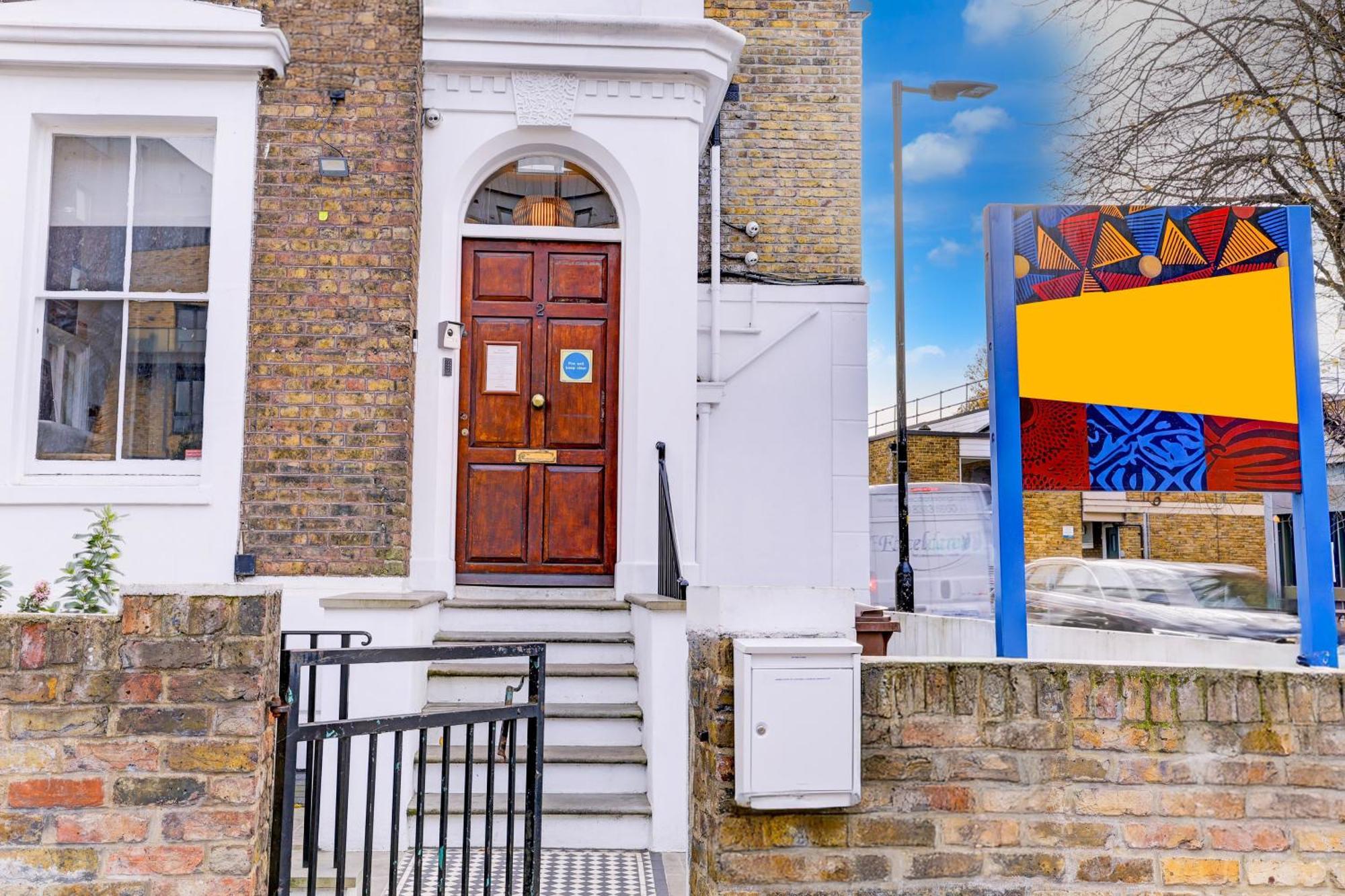 Hotel Dancenter Southwark Near Bridge London